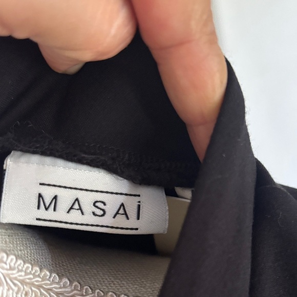 Chic Long Sleeve Black Dress - Picture 2 of 8